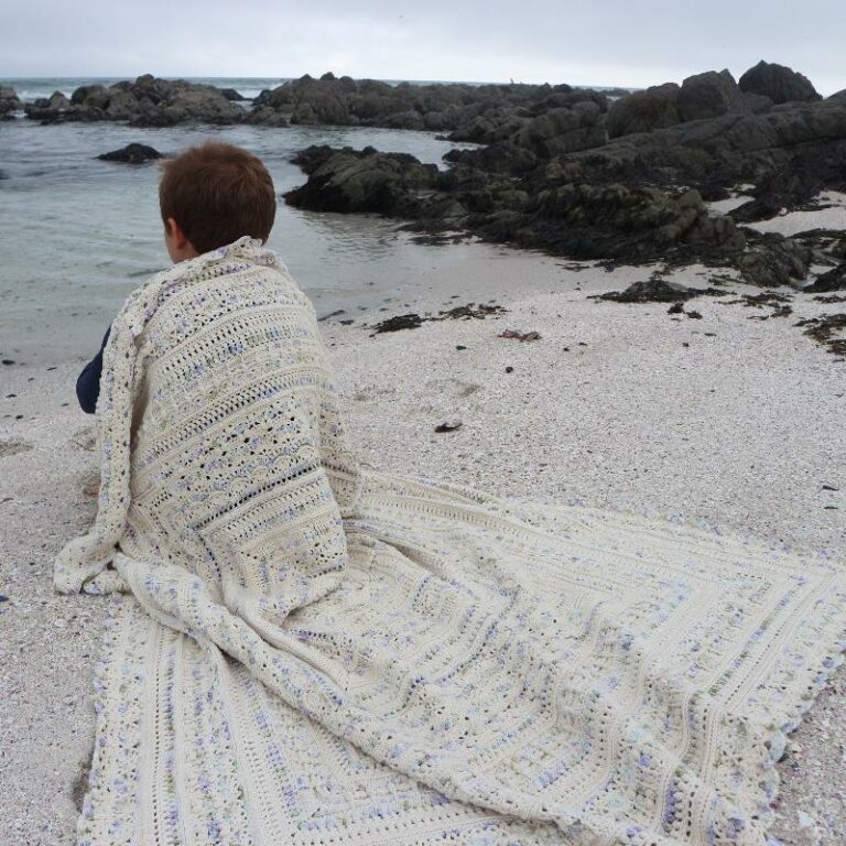 FOR blanket/afghan on the beach designed by Vanessa of Hooked on Sunshine