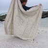 FOR blanket/afghan full view designed by Vanessa of Hooked on Sunshine